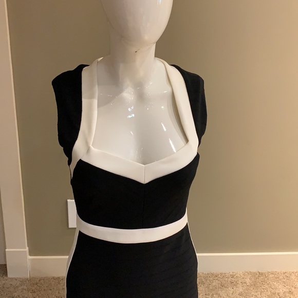 Guess dress size 2 - Picture 2 of 6